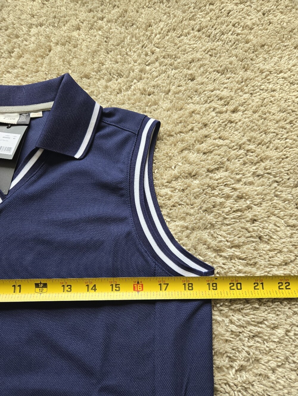 Kjus Sleeveless Polo Womens L V Neck Navy Blue Upf 50 Outdoor Golf - Picture 10 of 10